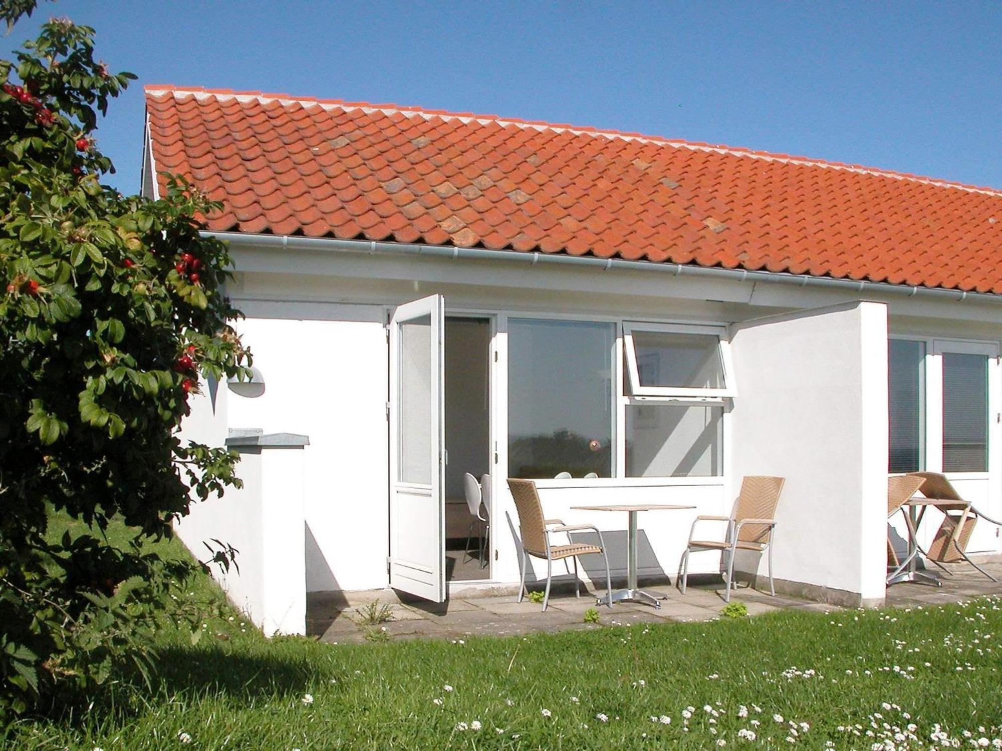 2 Person Holiday Home In Allinge Εξωτερικό φωτογραφία